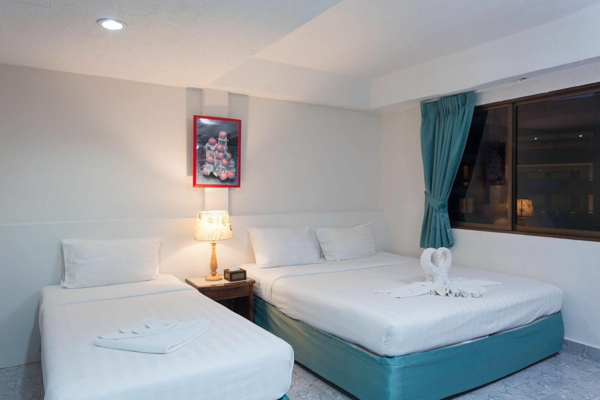 Simple Boutique Seabreeze Hotell Patong Eksteriør bilde